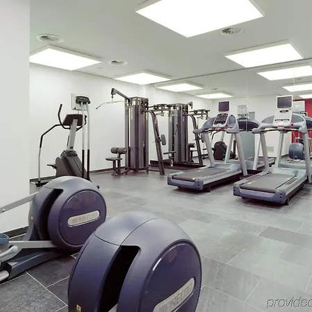 Swissotel Kurfuerstendamm Hotell 5*