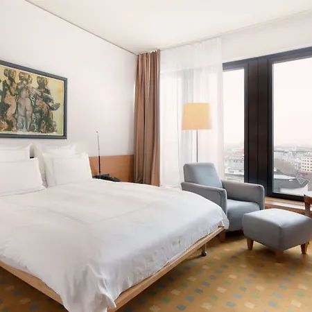 Hotell Swissotel Kurfuerstendamm